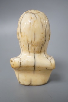 An 18th/19th century marine ivory bust of a man 7cm